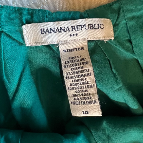 Women’s Banana Republic Sage Green Dress with ruffles - Picture 5 of 5
